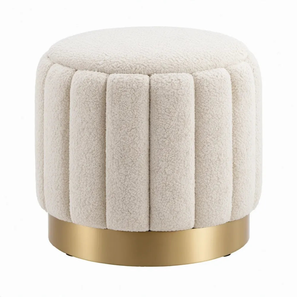 Ronde voetenbank 45 x 45 cm van crèmekleurige bouclé met goudkleurige stalen voet